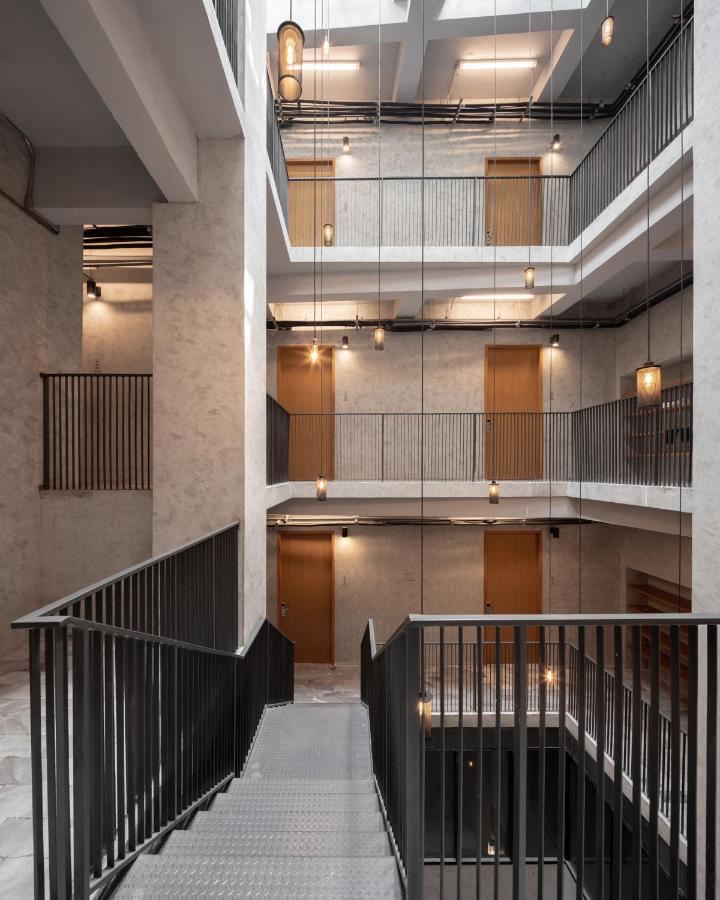 Luk Hostel Bangkok Exterior photo